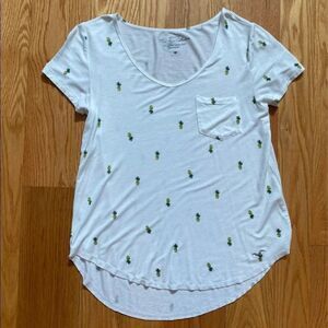 Hollister White Short Sleeve Tee with Tiny Pineapple Print